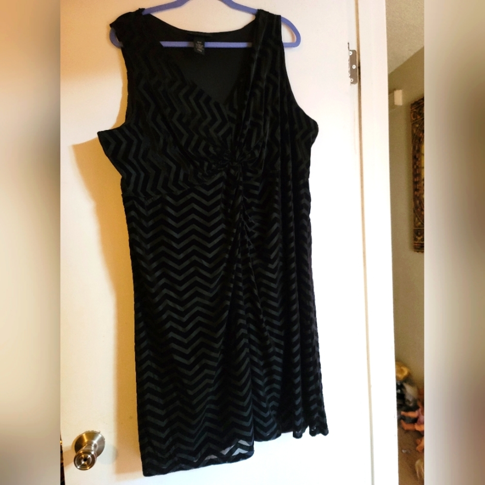 Black burnout velvet chevron pattern sleeveless dress